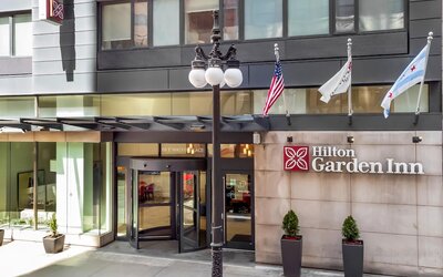 Hilton Garden Inn Chicago Downtown Riverwalk