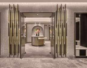 The St. Regis Chicago