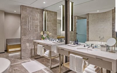 The St. Regis Chicago