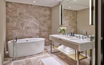 The St. Regis Chicago