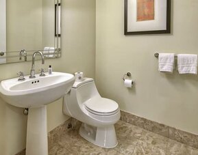 Residence at the Four Seasons