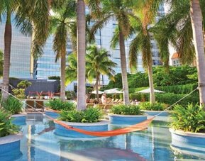 Residence at the Four Seasons