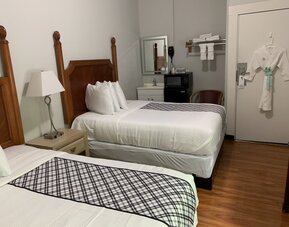 Warfield Hotel