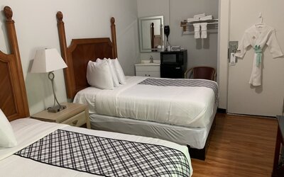 Warfield Hotel