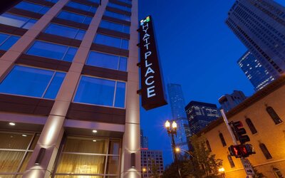 Hyatt Place Chicago/River North