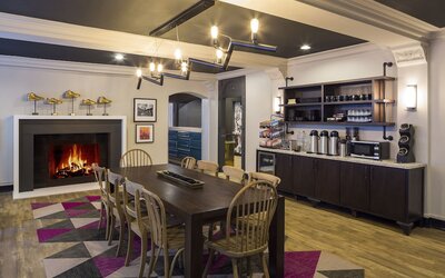 City Suites Hotel