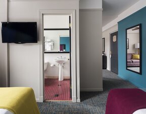 City Suites Hotel