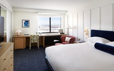 Kimpton Alton Fisherman's Wharf by IHG