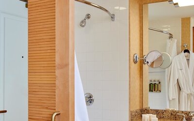 Orchard Garden Hotel