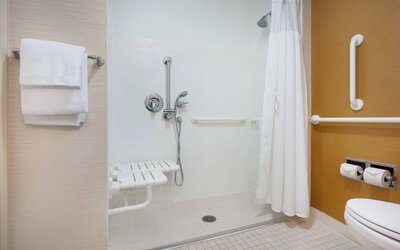Fairfield Inn and Suites by Marriott Chicago Midway Airport
