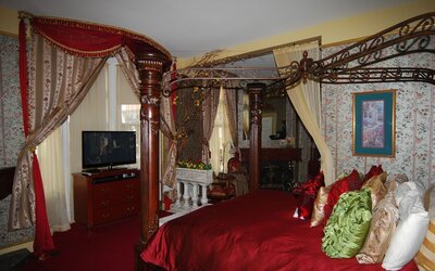 Queen Anne Hotel