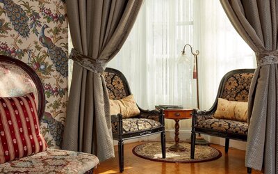 Queen Anne Hotel