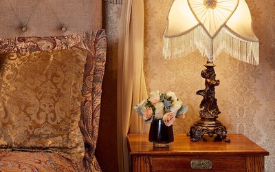 Queen Anne Hotel