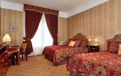 Queen Anne Hotel