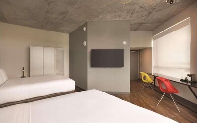 Kompose Boutique Hotel Miami Airport
