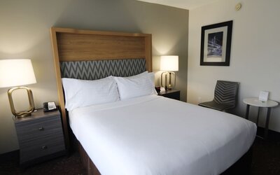 Holiday Inn Chicago O'Hare Area by IHG