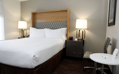 Holiday Inn Chicago O'Hare Area by IHG