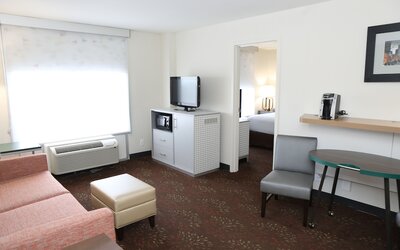 Holiday Inn Chicago O'Hare Area by IHG
