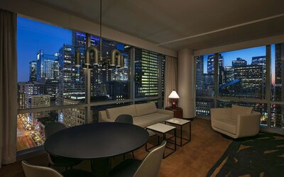 theWit Chicago, a Hilton Hotel