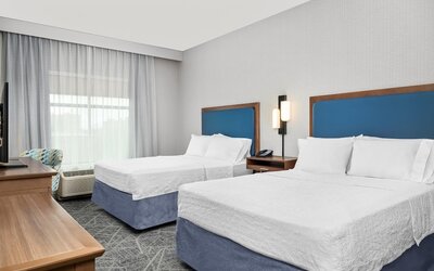 Hampton Inn Chicago North-Loyola Station
