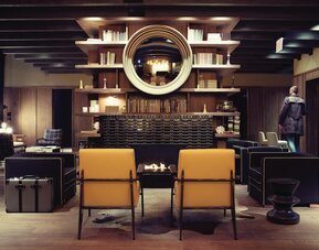 Thompson Chicago, by Hyatt