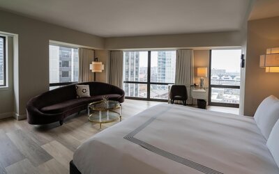 Thompson Chicago, by Hyatt