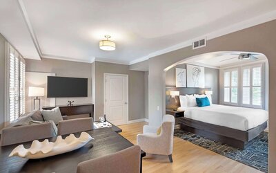 Best Western Plus Hawthorne Terrace Hotel