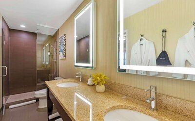 Best Western Plus Hawthorne Terrace Hotel