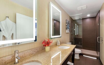 Best Western Plus Hawthorne Terrace Hotel