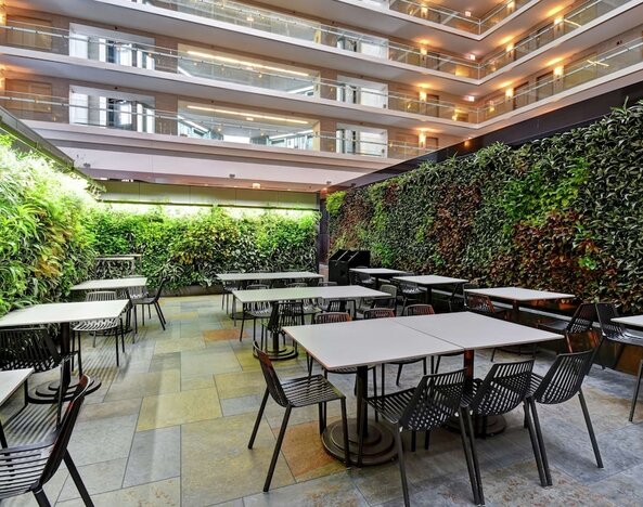 Embassy Suites by Hilton Chicago Downtown Magnificent Mile