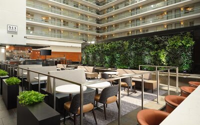 Embassy Suites by Hilton Chicago Downtown Magnificent Mile