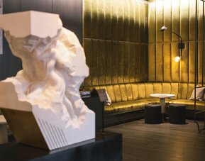The Gwen, a Luxury Collection Hotel, Michigan Avenue Chicago