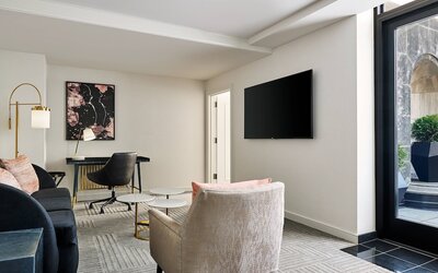 The Gwen, a Luxury Collection Hotel, Michigan Avenue Chicago