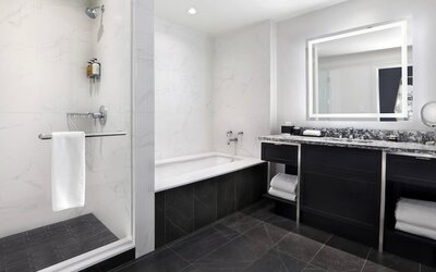 The Gwen, a Luxury Collection Hotel, Michigan Avenue Chicago