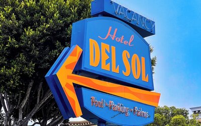 Hotel Del Sol