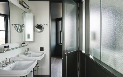 The Robey, Chicago, a Member of Design Hotels