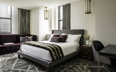 LondonHouse Chicago, Curio Collection by Hilton