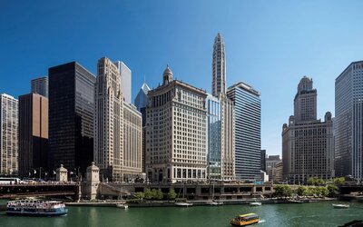 LondonHouse Chicago, Curio Collection by Hilton