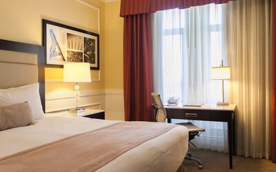 The Pickwick Hotel
