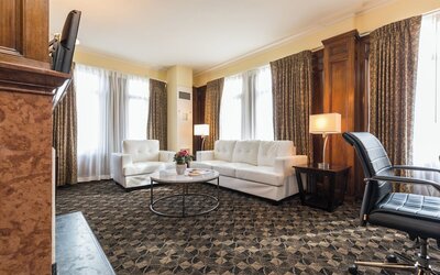 The Pickwick Hotel