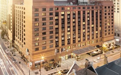 Embassy Suites by Hilton Chicago Downtown River North
