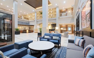 Embassy Suites by Hilton Chicago Downtown River North