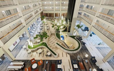 Embassy Suites by Hilton Chicago Downtown River North