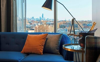 Hotel Zachary Chicago, a Tribute Portfolio Hotel