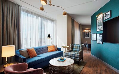 Hotel Zachary Chicago, a Tribute Portfolio Hotel
