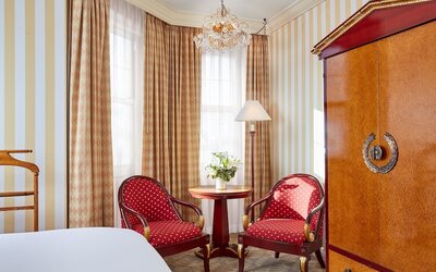 Orchard Hotel