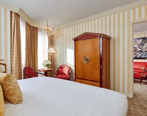 Orchard Hotel