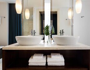 Kimpton EPIC Hotel by IHG