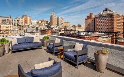Hotel Adagio, Autograph Collection