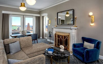 Hotel Adagio, Autograph Collection